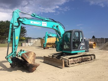 (8e) Kobelco SK125SR-2